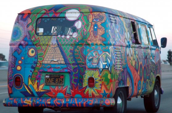 vw_bus_t1_in_hippie_colors_2_retouched.jpg