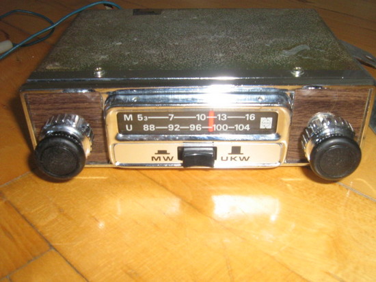 RADIO03.jpg