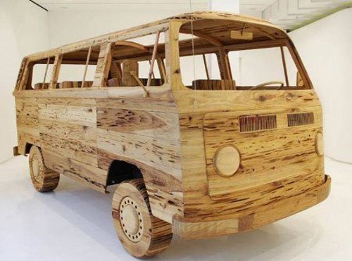 woodbus.jpg