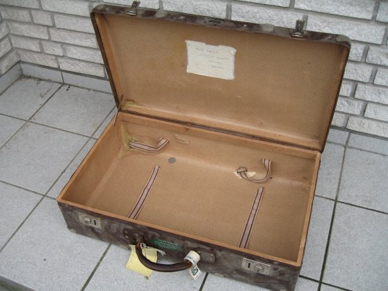 inden længe ophøre brænde Sælges: gammel kuffert i flot men støvet stand « VWnettet
