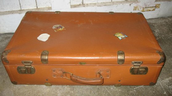 Suradam idiom Kør væk Gamle kufferter sælges « VWnettet