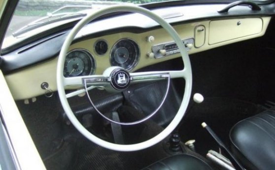 1963_karmann_ghia_coupe_for_sale_interior_1.jpg
