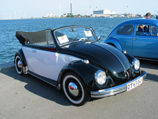 vw_cabriolet_1.jpg