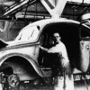 1937_VolksWagen_Beetle_Type_60_Assembly_Line_B_W.jpg